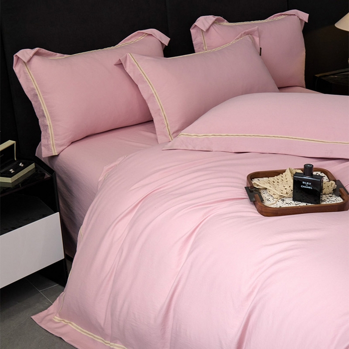 91家纺网 家纺一手货源 找家纺 库里梦家纺 2026新款高精密斜纹棉四件套镂空四件套-织带款 黛粉