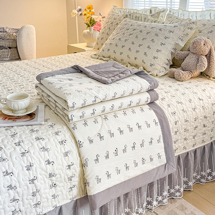 艺慕家纺 2026新款夏被四件套 斑马乐园