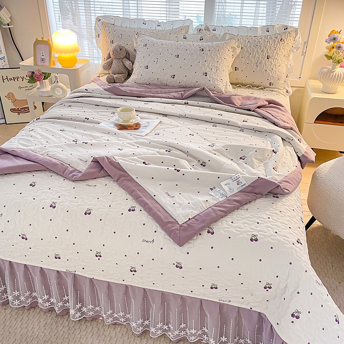 91家纺网 家纺一手货源 找家纺 艺慕家纺 2026新款夏被四件套 紫色樱桃