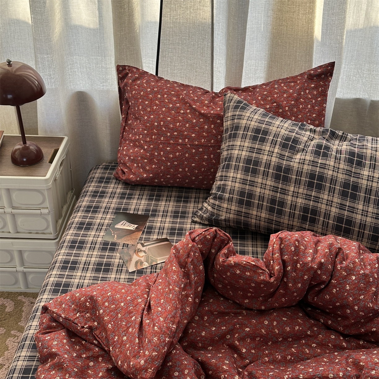 91家纺网 家纺一手货源 找家纺 拾一 2026新款日韩复古混搭风田园小碎花水洗棉木棉四件套 红韵碎花