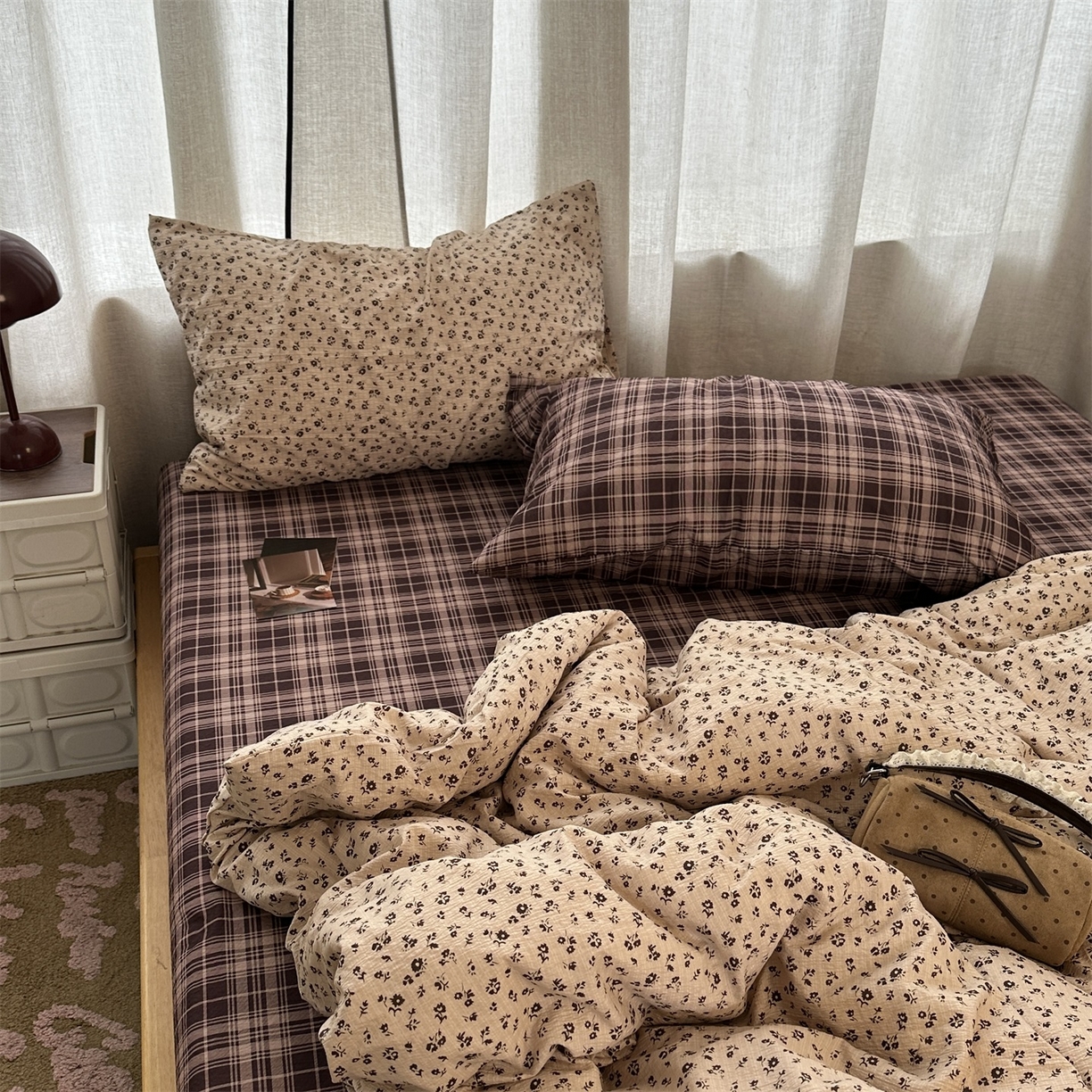 91家纺网 家纺一手货源 找家纺 拾一 2026新款日韩复古混搭风田园小碎花水洗棉木棉四件套 卡其花间