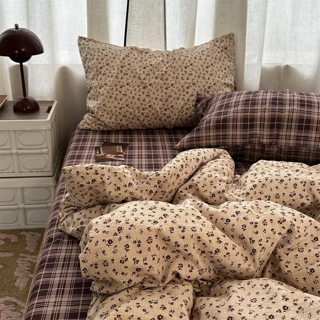 91家纺网 家纺一手货源 找家纺 拾一 2026新款日韩复古混搭风田园小碎花水洗棉木棉四件套 卡其花间