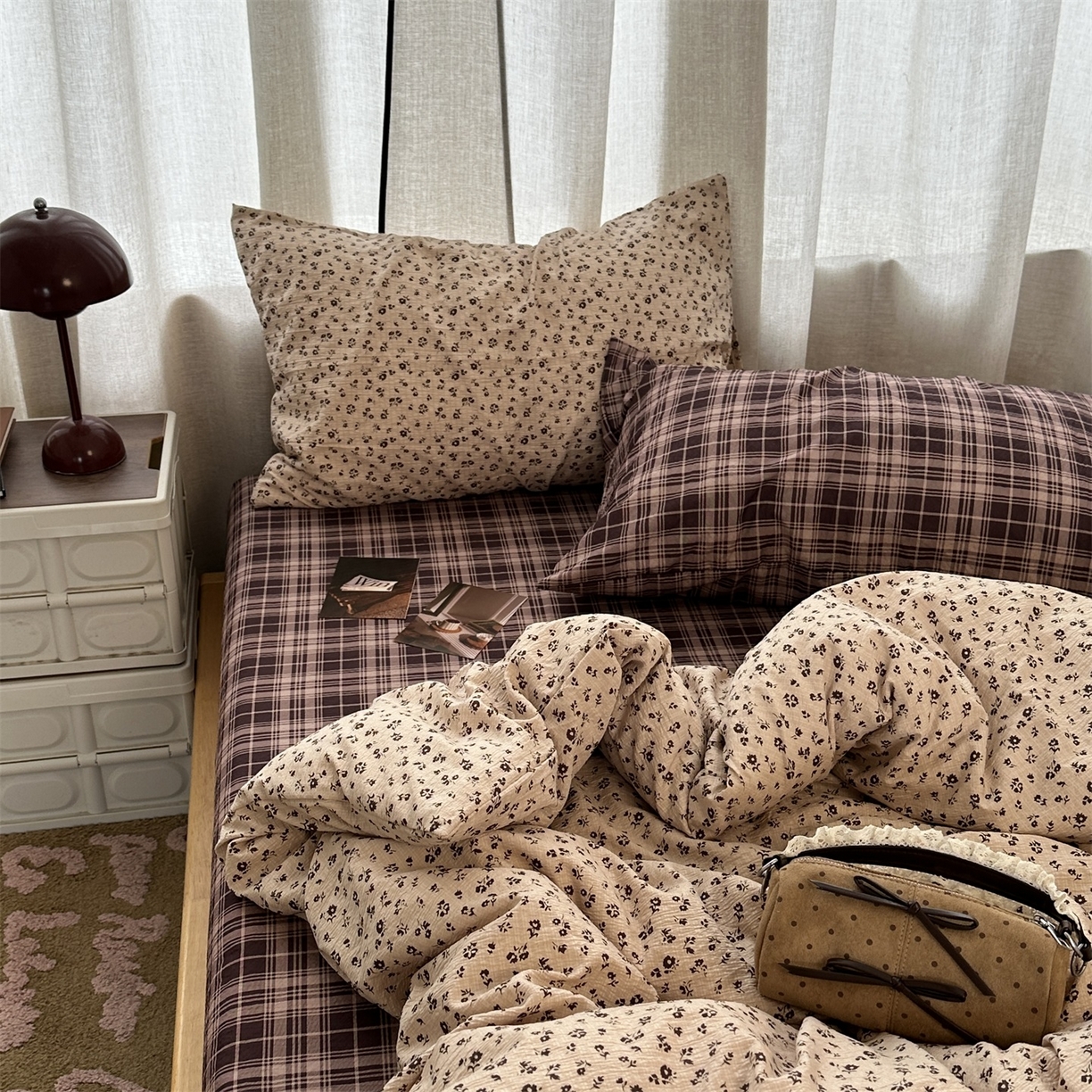 91家纺网 家纺一手货源 找家纺 拾一 2026新款日韩复古混搭风田园小碎花水洗棉木棉四件套 卡其花间