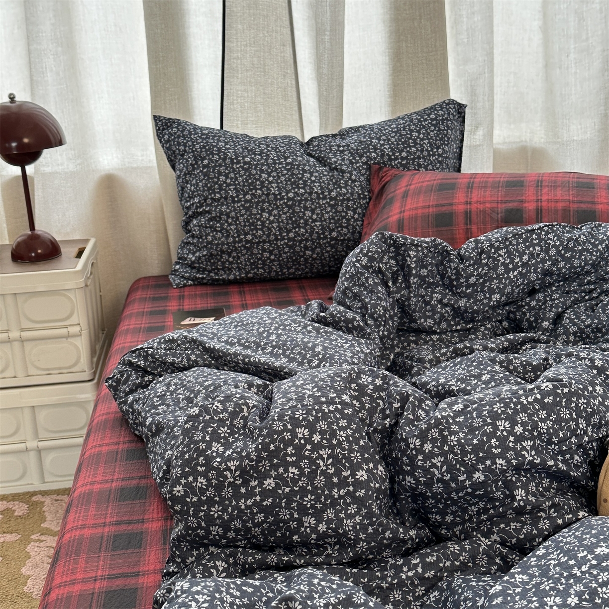 91家纺网 家纺一手货源 找家纺 拾一 2026新款日韩复古混搭风田园小碎花水洗棉木棉四件套 蓝调花语