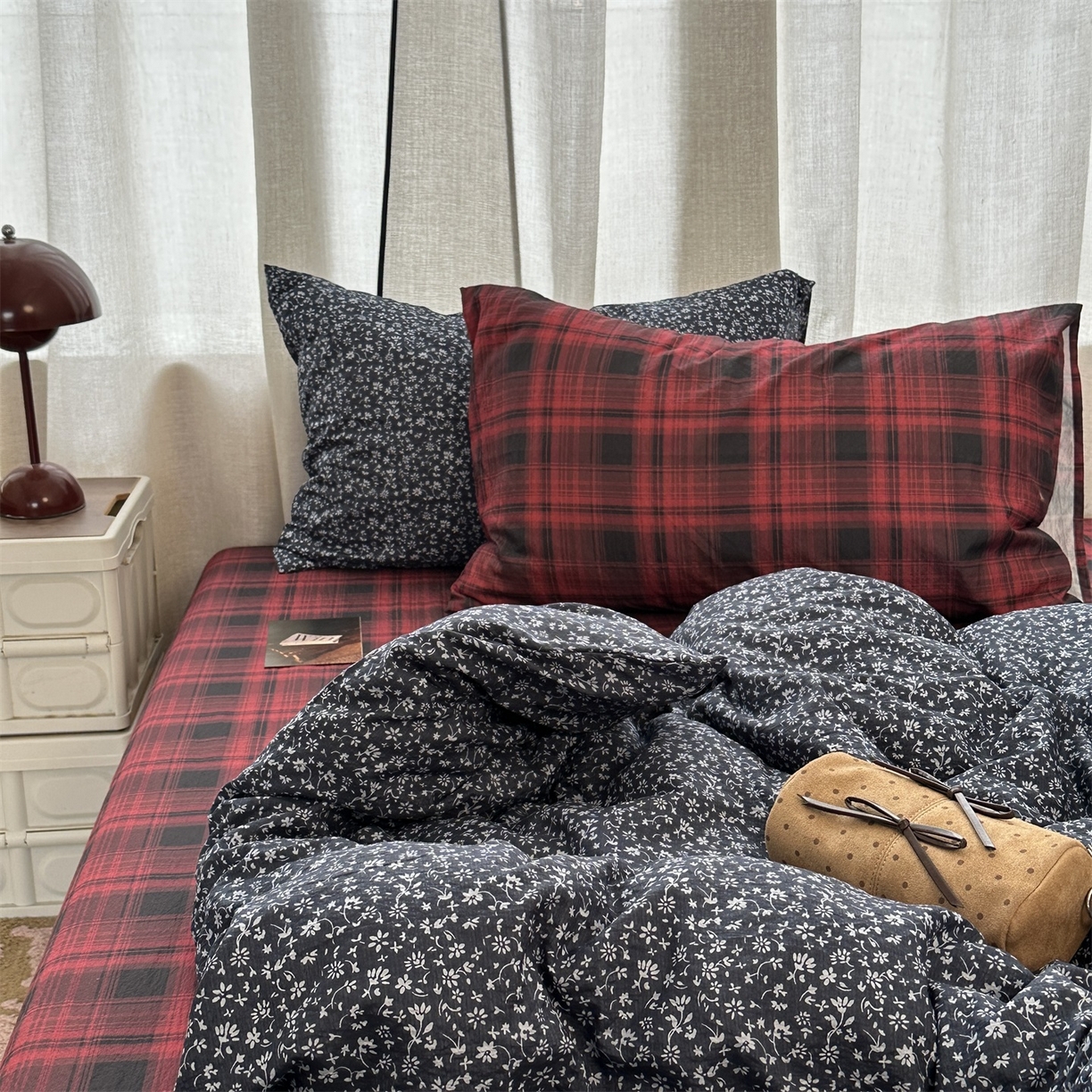 91家纺网 家纺一手货源 找家纺 拾一 2026新款日韩复古混搭风田园小碎花水洗棉木棉四件套 蓝调花语