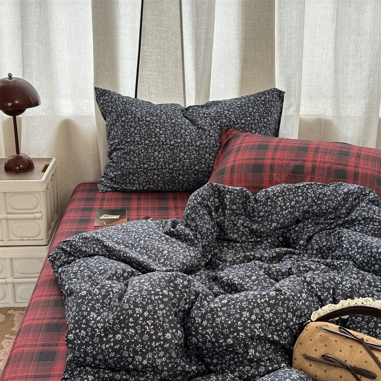 91家纺网 家纺一手货源 找家纺 拾一 2026新款日韩复古混搭风田园小碎花水洗棉木棉四件套 蓝调花语