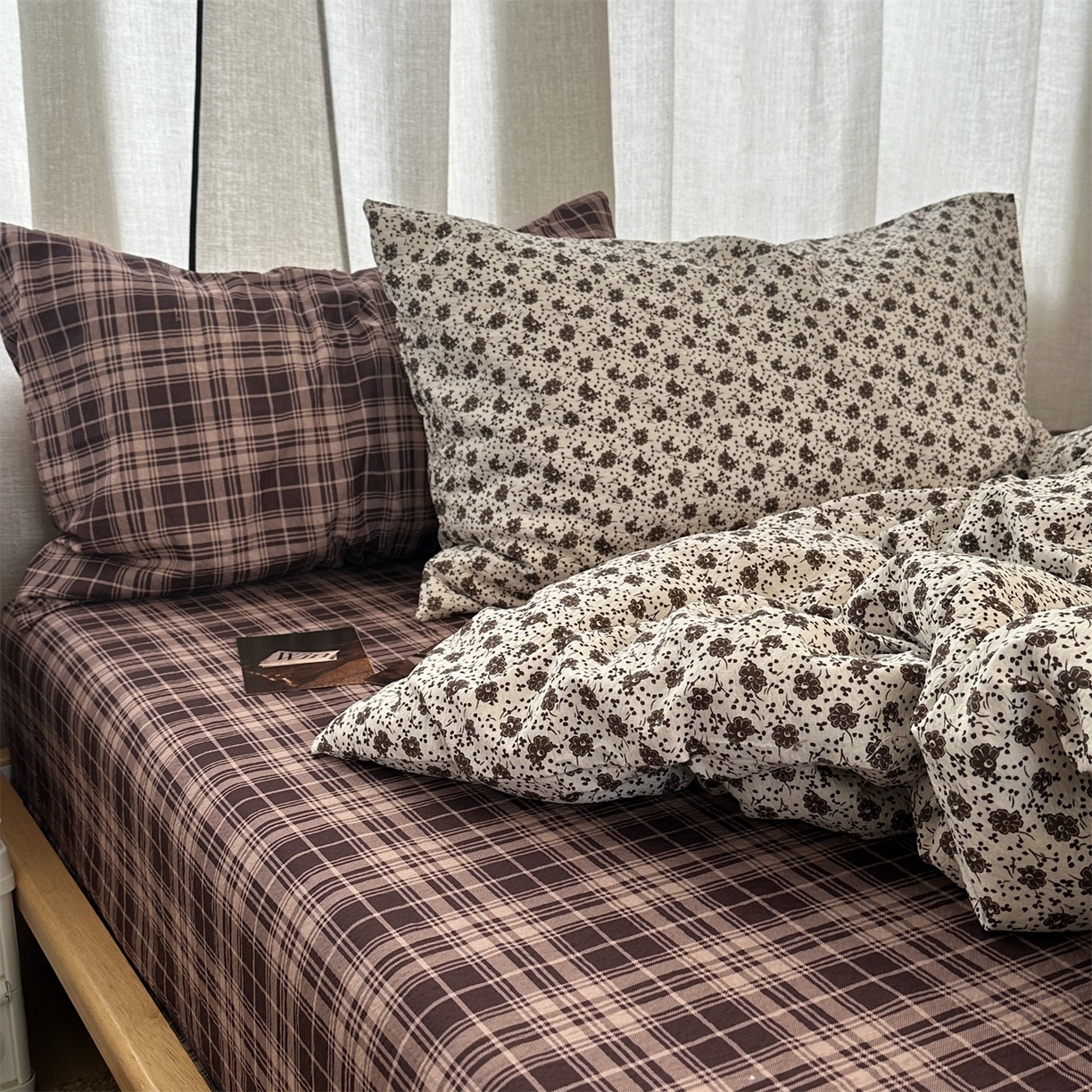 91家纺网 家纺一手货源 找家纺 拾一 2026新款日韩复古混搭风田园小碎花水洗棉木棉四件套 铃兰碎影