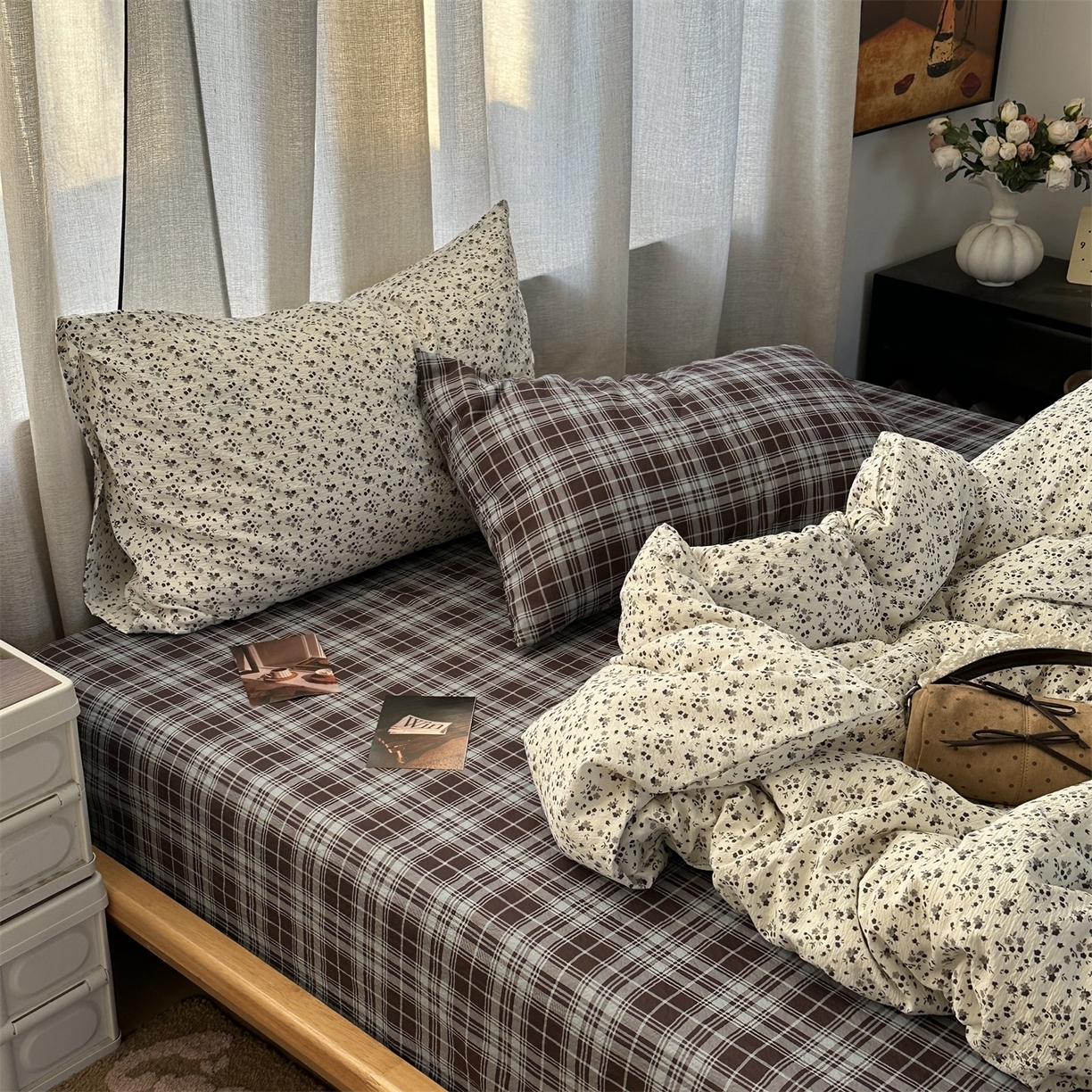 91家纺网 家纺一手货源 找家纺 拾一 2026新款日韩复古混搭风田园小碎花水洗棉木棉四件套 米白花簇