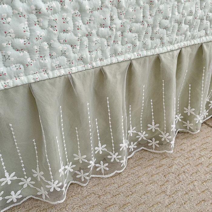 91家纺网 家纺一手货源 找家纺 艺慕家纺 2026新款直播热款古法仿棉水洗棉印花双层蕾丝花边床盖四件套 薄荷绿