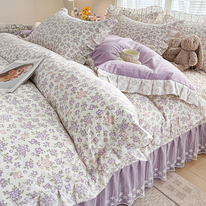 91家纺网 家纺一手货源 找家纺 艺慕家纺 2026新款直播热款古法仿棉水洗棉印花双层蕾丝花边床盖四件套 丁香花