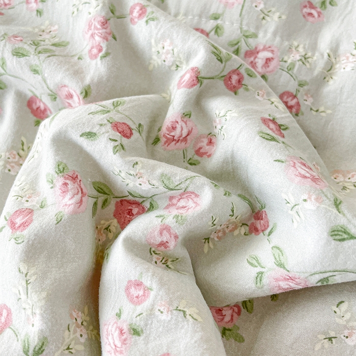 91家纺网 家纺一手货源 找家纺 艺慕家纺 2026新款直播热款古法仿棉水洗棉印花双层蕾丝花边床盖四件套 雾紫花蔓