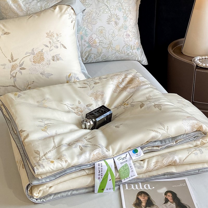 91家纺网 家纺一手货源 找家纺 （总）慕晨 2026新款大宽边天丝莱赛尔数码印花夏被四件套高级简奢款丝滑丝绸直播热款