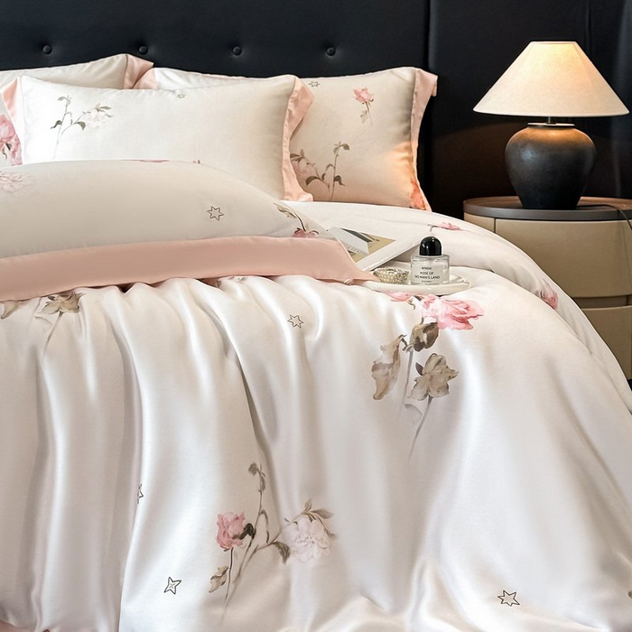 91家纺网 家纺一手货源 找家纺 慕晨 2026新款大宽边高级简奢款凉感天丝莱赛尔数码印花丝滑丝绸四件套直播热款 粉雾