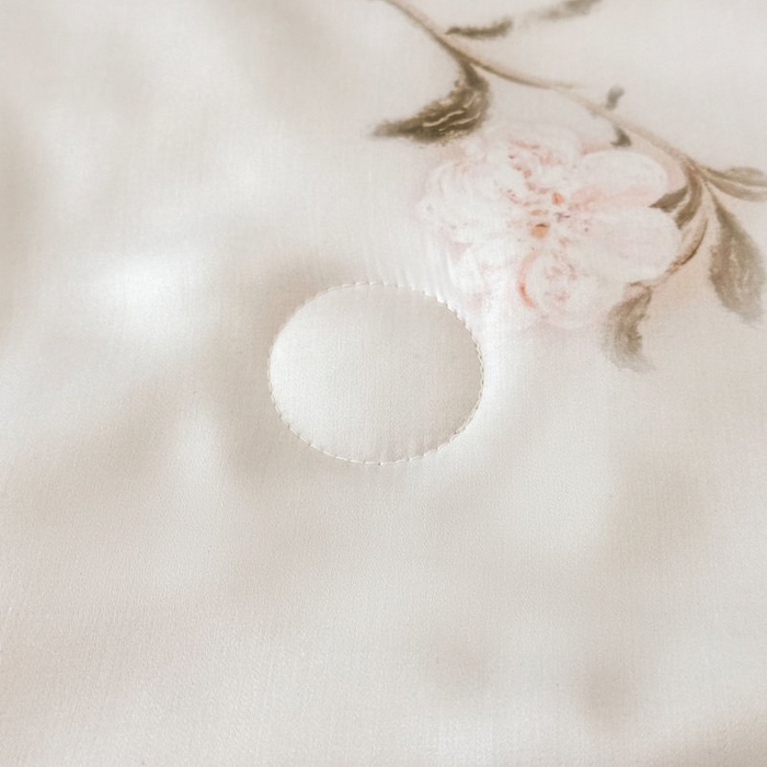 91家纺网 家纺一手货源 找家纺 慕晨 2026新款大宽边高级简奢款凉感天丝莱赛尔数码印花丝滑丝绸四件套直播热款 粉雾