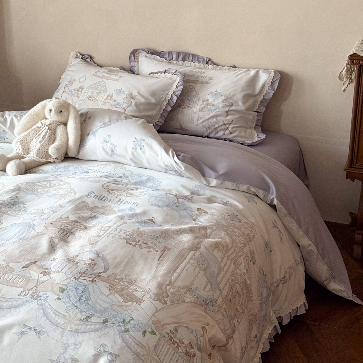 91家纺网 家纺一手货源 找家纺 优然居家纺 2026春夏新款全棉纯棉数码印花四件套-洛丽塔 洛丽塔-兰