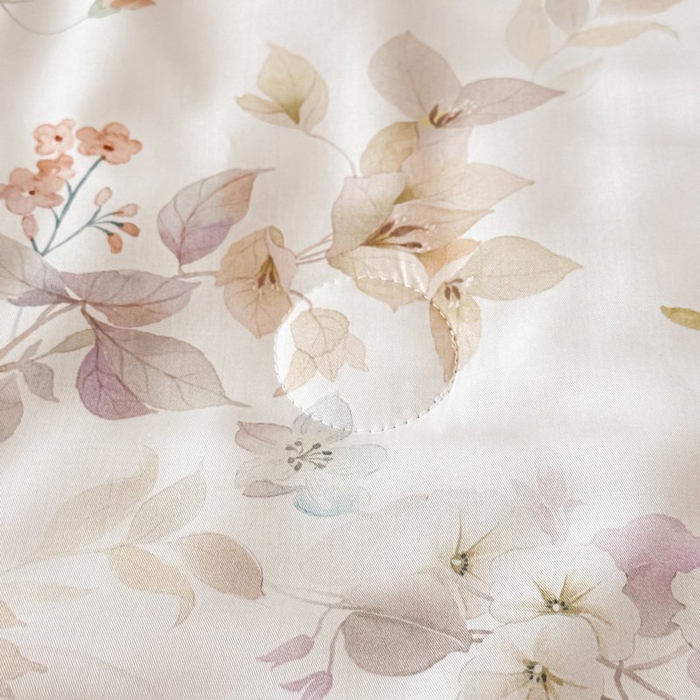 91家纺网 家纺一手货源 找家纺 慕晨 2026新款大宽边高级简奢款凉感天丝莱赛尔数码印花丝滑丝绸四件套直播热款 花颜