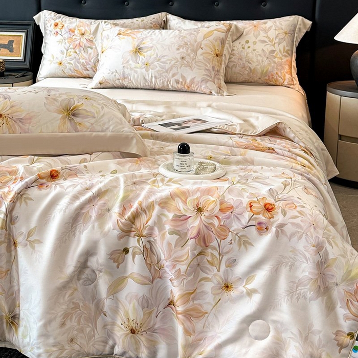 91家纺网 家纺一手货源 找家纺 慕晨 2026新款大宽边天丝莱赛尔数码印花夏被四件套高级简奢款丝滑丝绸直播热款 花吻