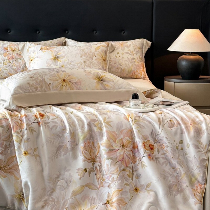 91家纺网 家纺一手货源 找家纺 慕晨 2026新款大宽边天丝莱赛尔数码印花夏被四件套高级简奢款丝滑丝绸直播热款 花吻