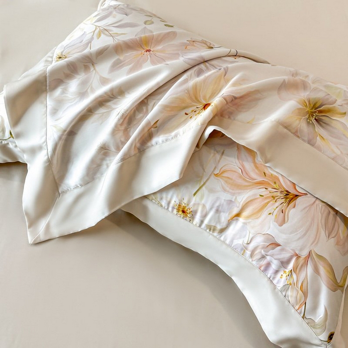 91家纺网 家纺一手货源 找家纺 慕晨 2026新款大宽边天丝莱赛尔数码印花夏被四件套高级简奢款丝滑丝绸直播热款 花吻