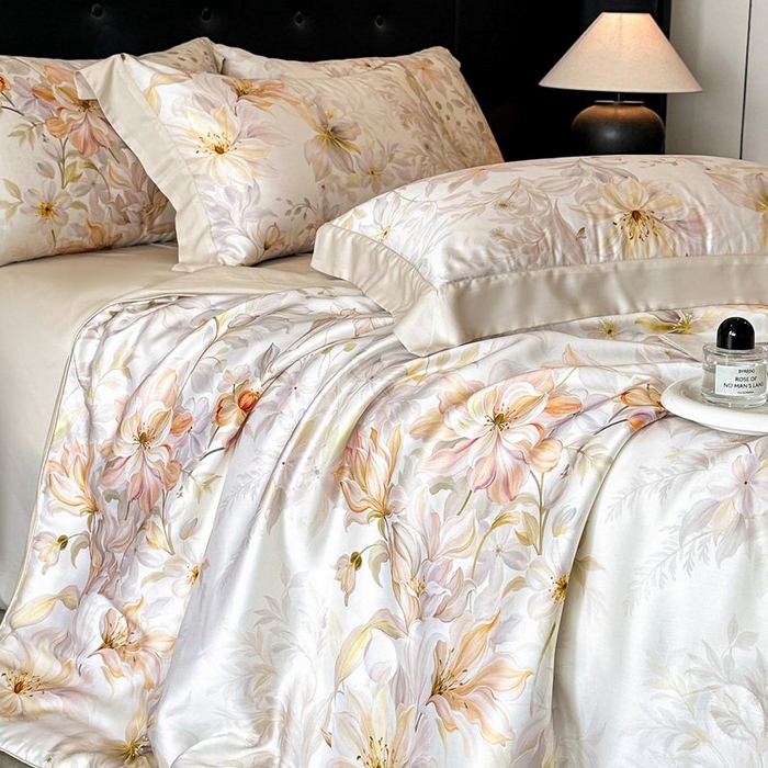 91家纺网 家纺一手货源 找家纺 慕晨 2026新款大宽边天丝莱赛尔数码印花夏被四件套高级简奢款丝滑丝绸直播热款 花吻