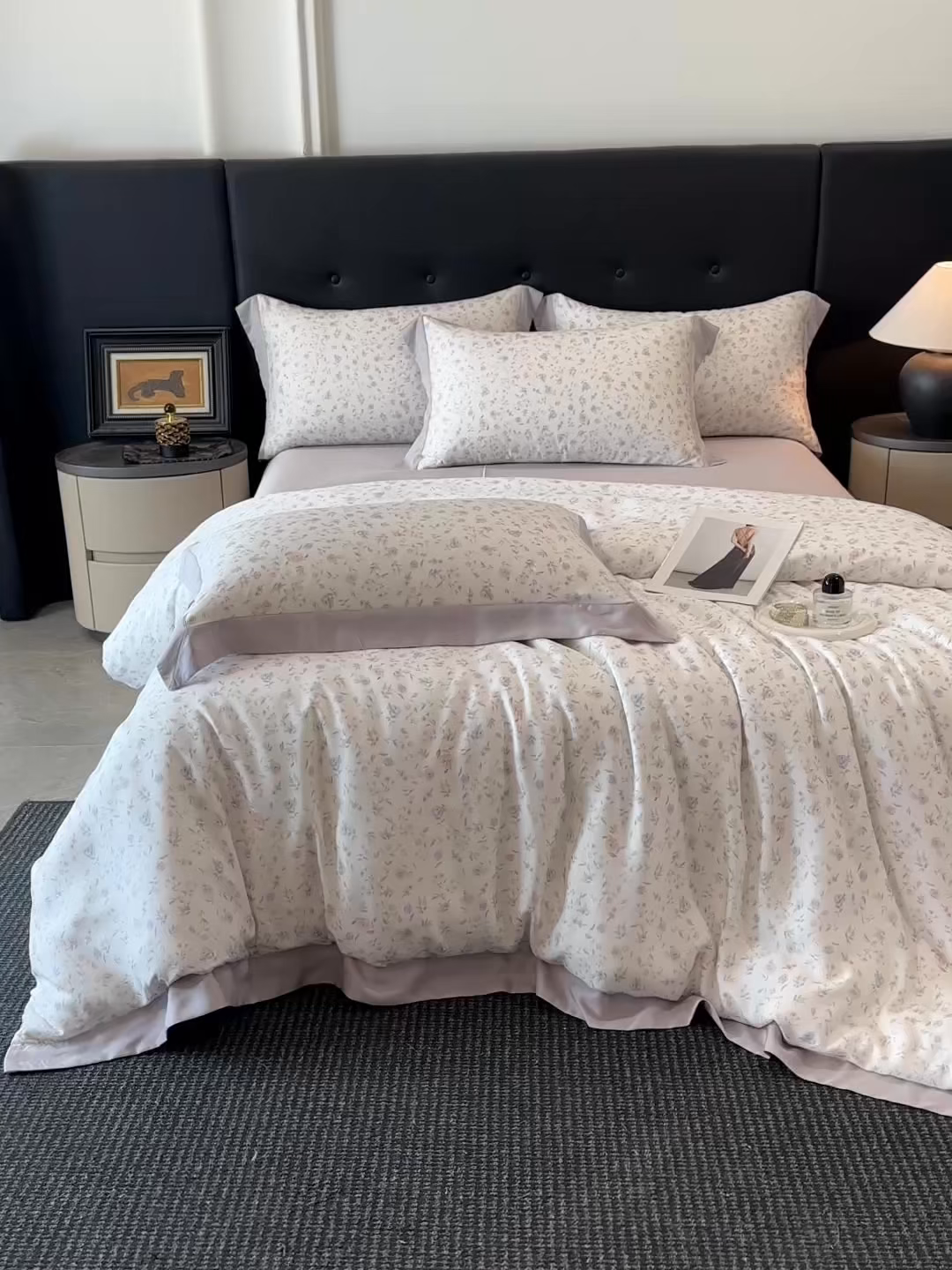 91家纺网 家纺一手货源 找家纺 慕晨 2026新款大宽边天丝莱赛尔数码印花夏被四件套高级简奢款丝滑丝绸直播热款 花絮蔓