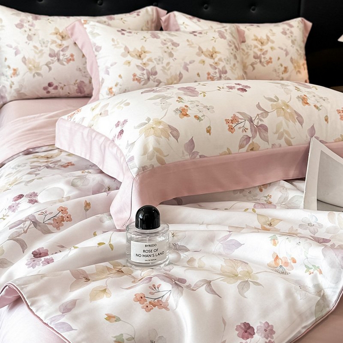 91家纺网 家纺一手货源 找家纺 慕晨 2026新款大宽边天丝莱赛尔数码印花夏被四件套高级简奢款丝滑丝绸直播热款 花颜