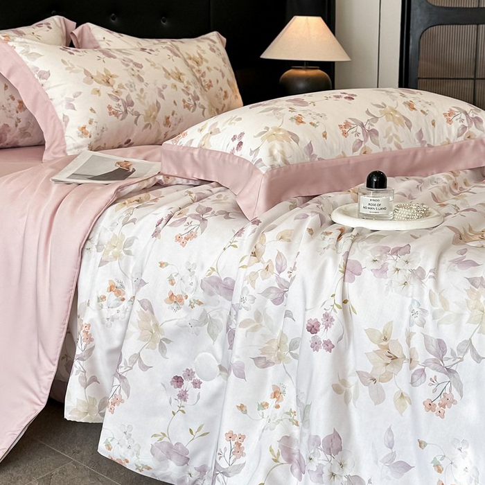 91家纺网 家纺一手货源 找家纺 慕晨 2026新款大宽边天丝莱赛尔数码印花夏被四件套高级简奢款丝滑丝绸直播热款 花颜