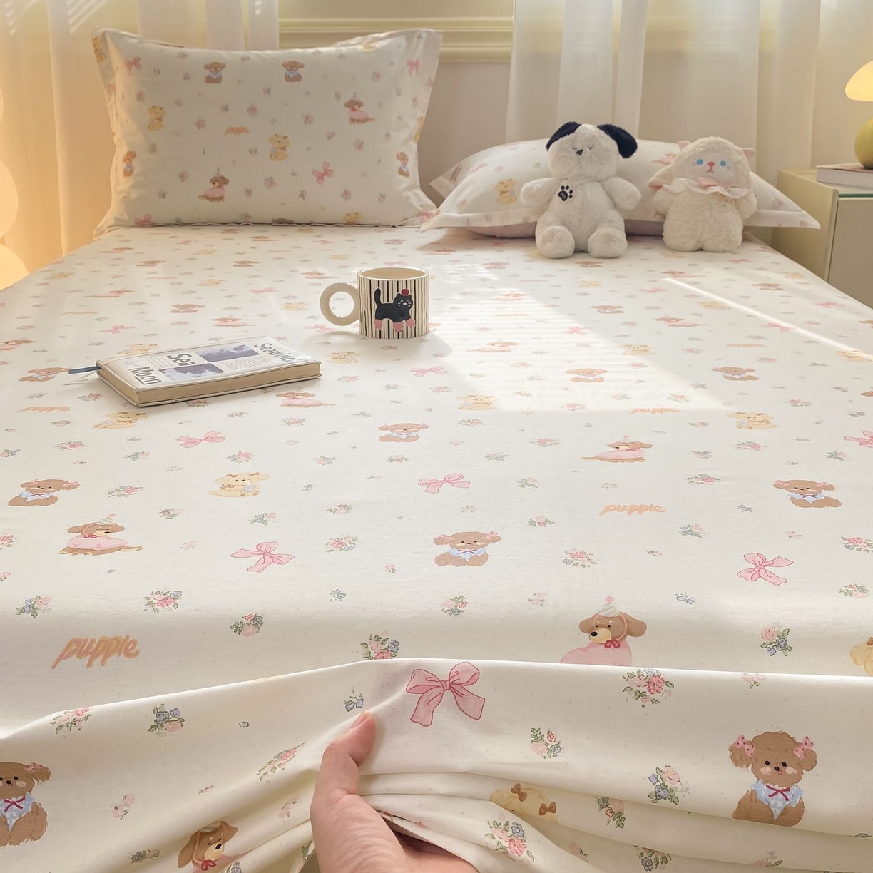 91家纺网 家纺一手货源 找家纺 女子家纺 2026新款全棉印花小清新系列-单床单 酷卡小狗