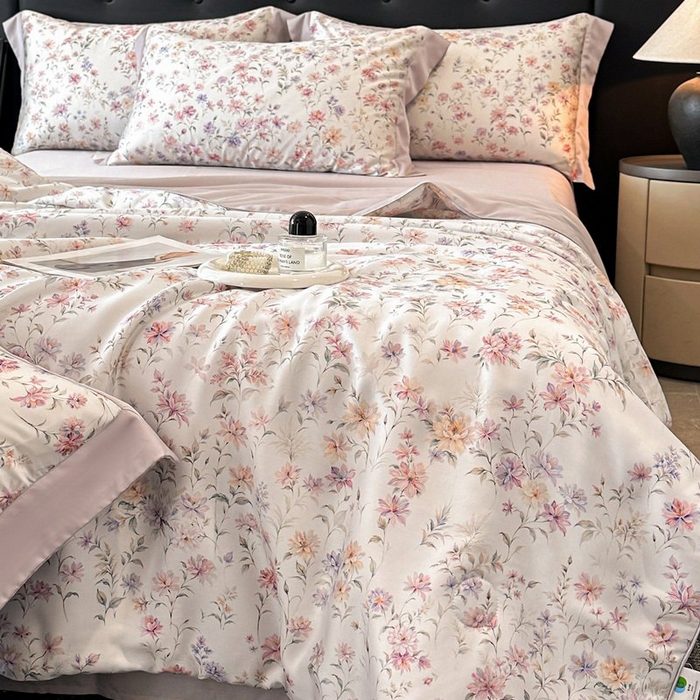 91家纺网 家纺一手货源 找家纺 慕晨 2026新款大宽边天丝莱赛尔数码印花夏被四件套高级简奢款丝滑丝绸直播热款 小樱