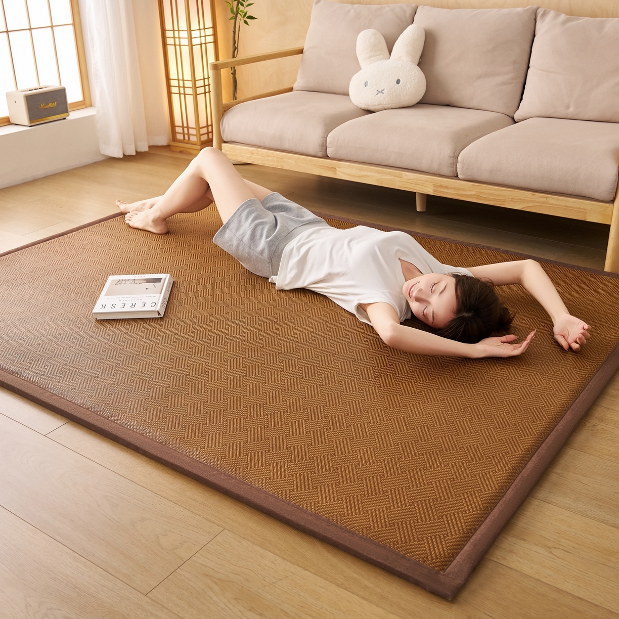 91家纺网 家纺一手货源 找家纺 鹿辉家居（原吉欧力） 2026新款多功能凉感冰藤床垫藤席地垫-地铺席 饼干花卡其