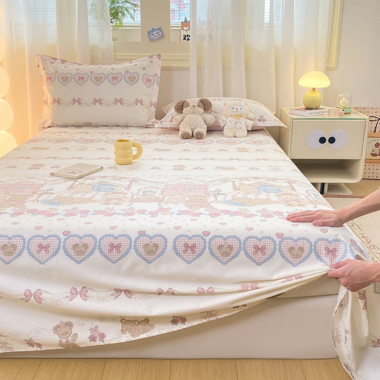 91家纺网 家纺一手货源 找家纺 女子家纺 2026新款全棉印花小清新系列-单床单 小熊安缦