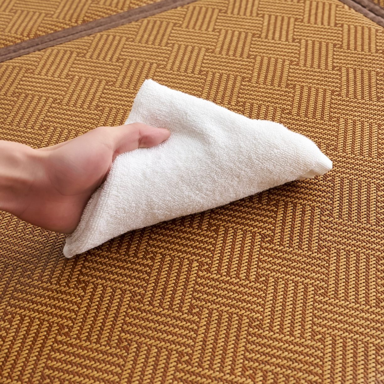 91家纺网 家纺一手货源 找家纺 （总）鹿辉家居（原吉欧力） 2026新款多功能凉感冰藤床垫藤席地垫-九宫格