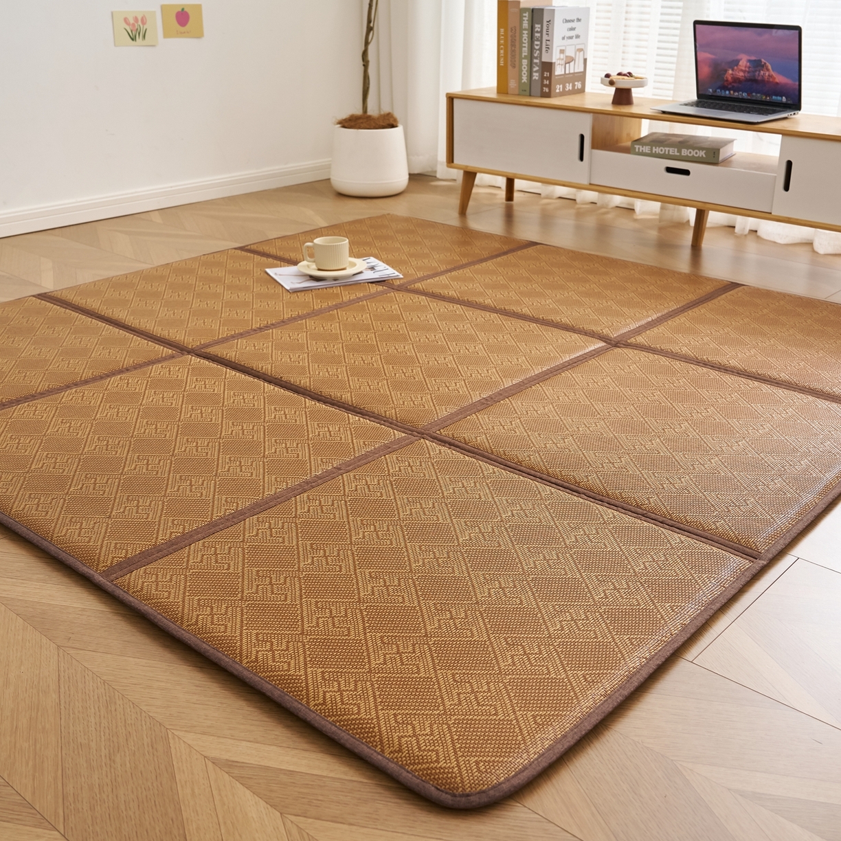 91家纺网 家纺一手货源 找家纺 鹿辉家居（原吉欧力） 2026新款多功能凉感冰藤床垫藤席地垫-九宫格 经典回纹