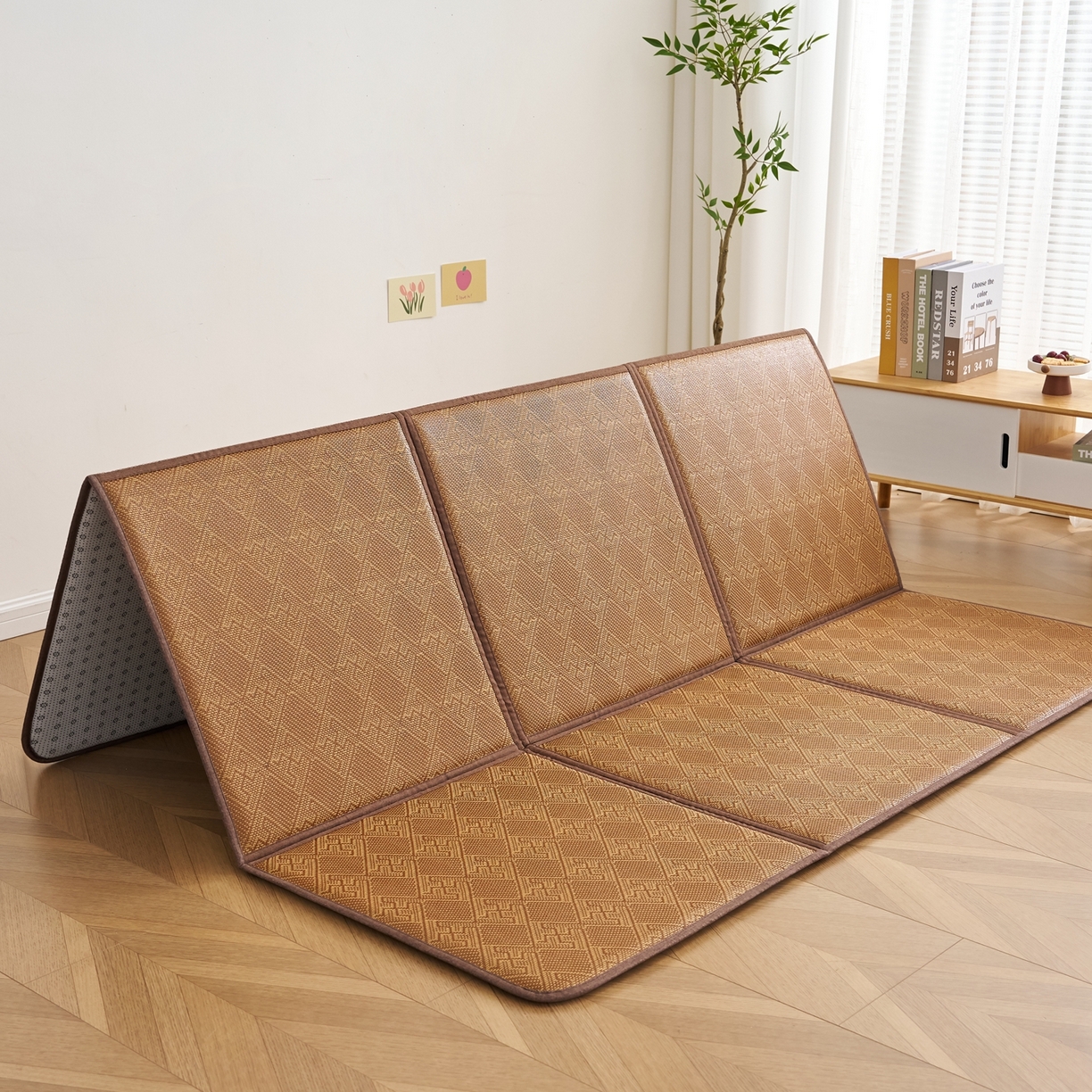 91家纺网 家纺一手货源 找家纺 鹿辉家居（原吉欧力） 2026新款多功能凉感冰藤床垫藤席地垫-九宫格 经典回纹