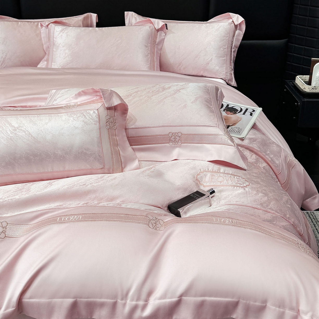 91家纺网 家纺一手货源 找家纺 爱妮菲家纺 2026春夏新品高端A类贡缎提花长绒棉纯棉四件套100全棉提花被套床单床笠高级感床上用品-慕笙 慕笙-香蜜粉