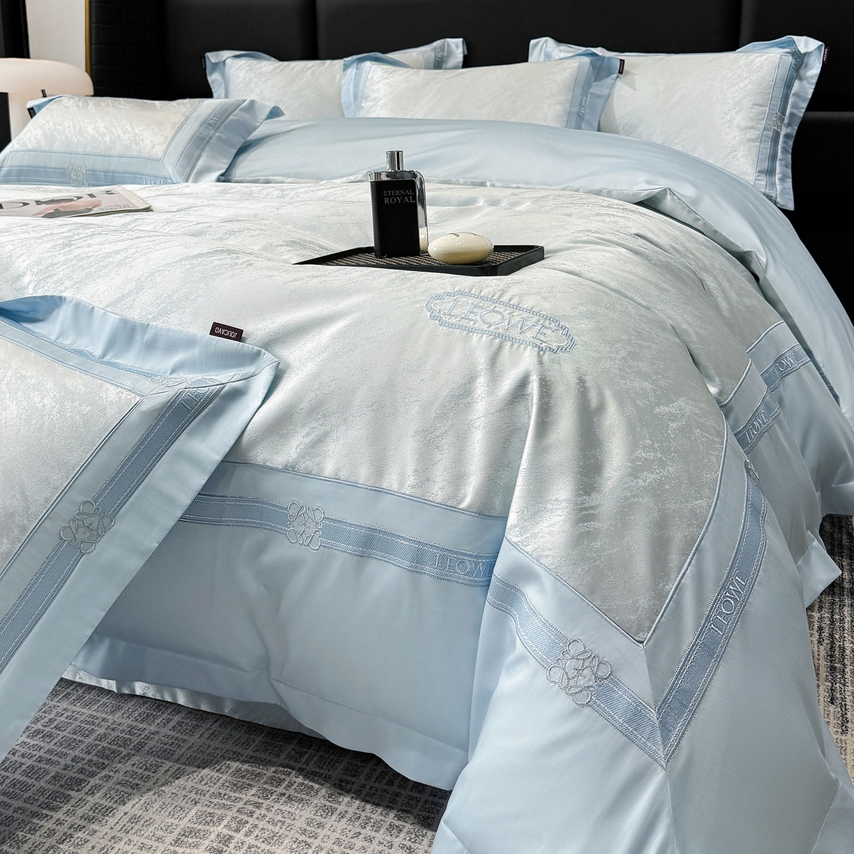 91家纺网 家纺一手货源 找家纺 乔利卡沃 2026春夏新品高端A类贡缎提花长绒棉纯棉四件套100全棉提花被套床单床笠高级感床上用品-慕笙 慕笙-柔雾蓝