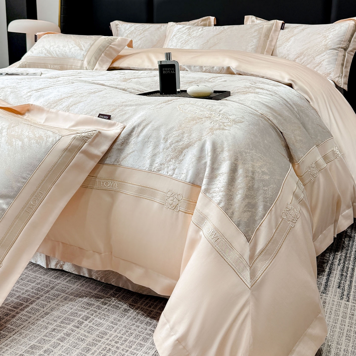 91家纺网 家纺一手货源 找家纺 乔利卡沃 2026春夏新品高端A类贡缎提花长绒棉纯棉四件套100全棉提花被套床单床笠高级感床上用品-慕笙 慕笙-疏影金