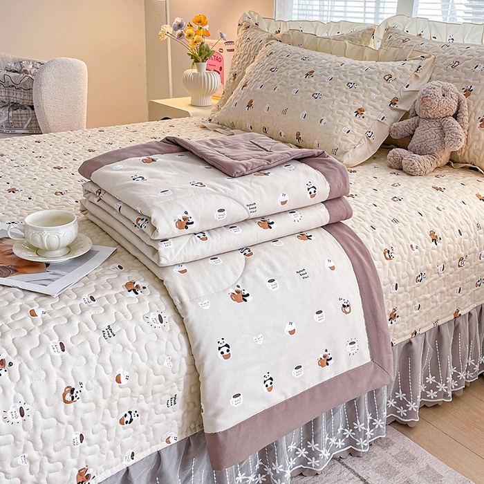 91家纺网 家纺一手货源 找家纺 艺慕家纺 2026新款夏被四件套 可爱熊仔