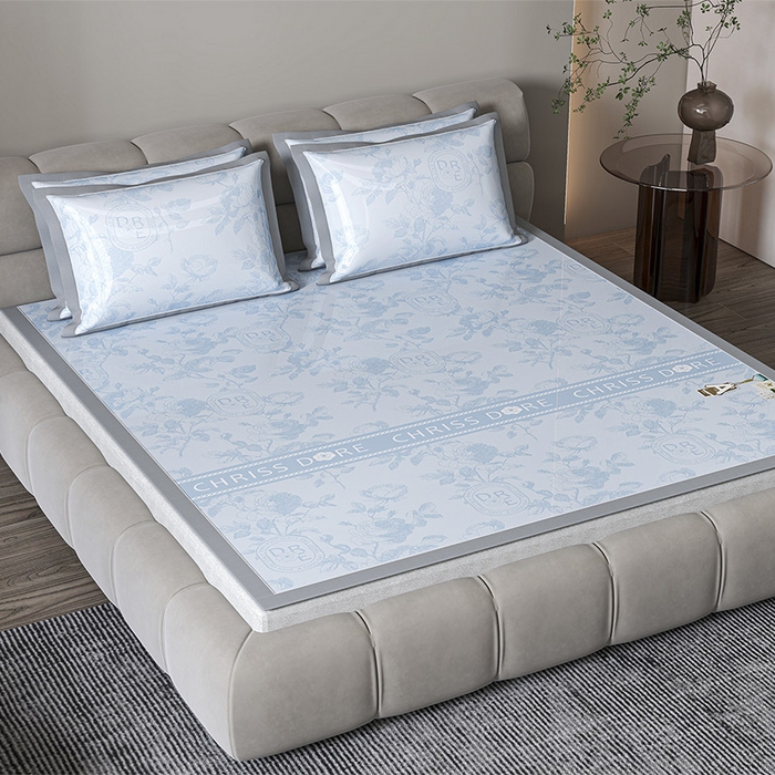 91家纺网 家纺一手货源 找家纺 小牛席业 2026春夏新款【建模风格】双PE高凉感-盛世蔷薇凉感冰丝席 盛世蔷薇-蓝色