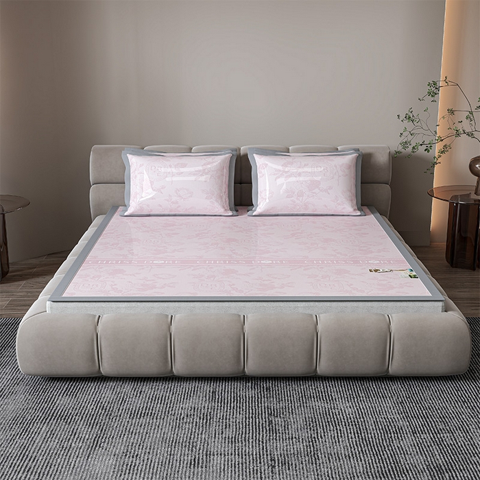 91家纺网 家纺一手货源 找家纺 小牛席业 2026春夏新款【建模风格】双PE高凉感-盛世蔷薇凉感冰丝席 盛世蔷薇-粉色