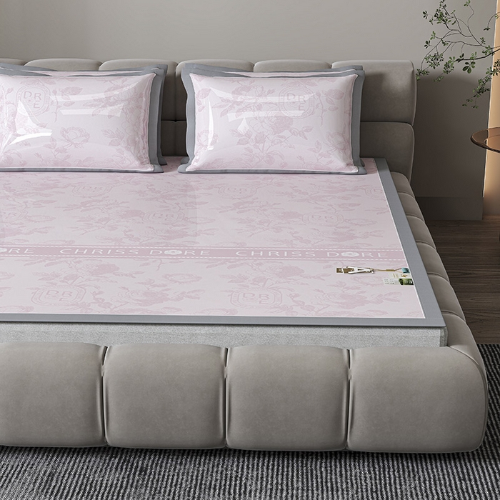 91家纺网 家纺一手货源 找家纺 小牛席业 2026春夏新款【建模风格】双PE高凉感-盛世蔷薇凉感冰丝席 盛世蔷薇-粉色