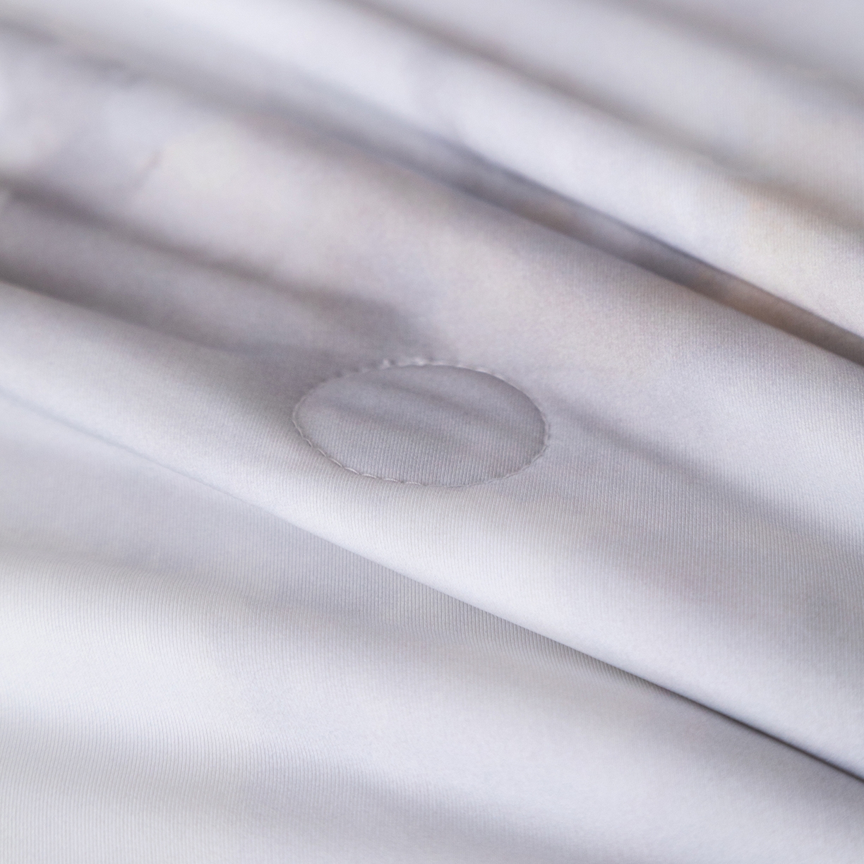 91家纺网 家纺一手货源 找家纺 亿莱鑫 2026新款数码印花凉感丝夏被 渐变迷雾