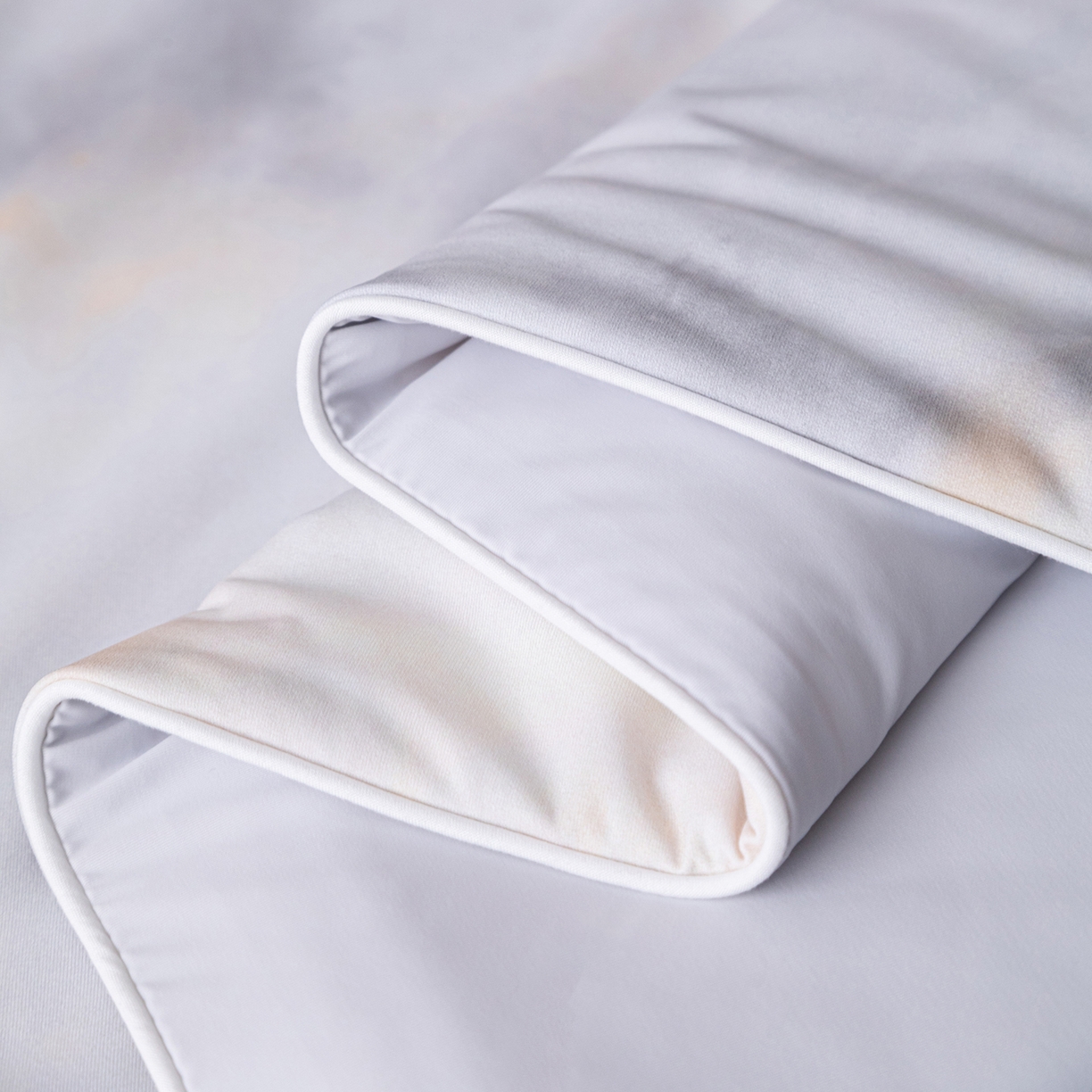 91家纺网 家纺一手货源 找家纺 亿莱鑫 2026新款数码印花凉感丝夏被 渐变迷雾