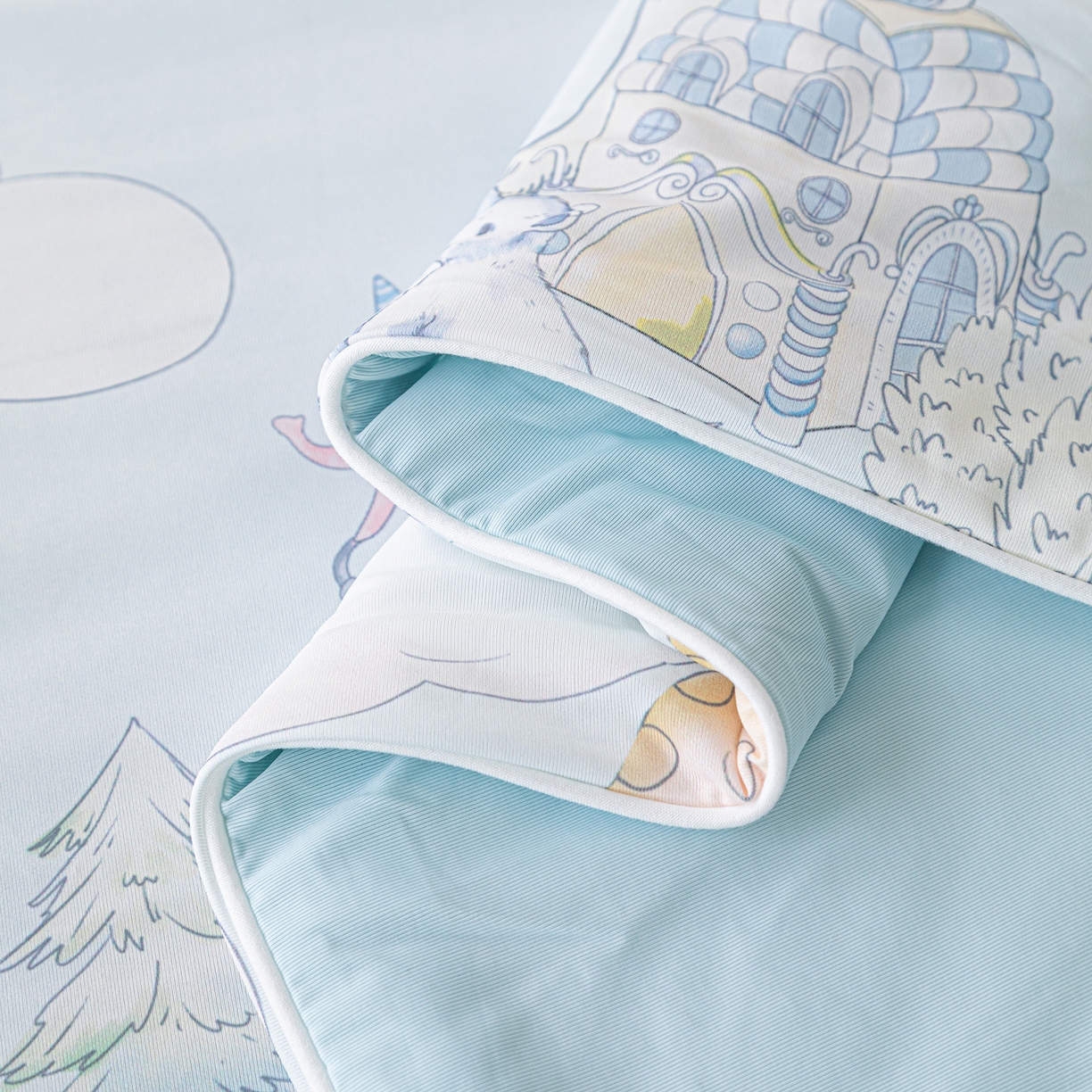 91家纺网 家纺一手货源 找家纺 亿莱鑫 2026新款数码印花凉感丝夏被 梦幻世界-蓝