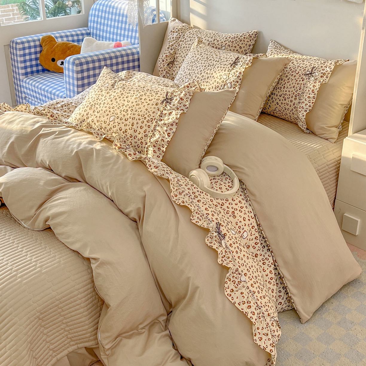 91家纺网 家纺一手货源 找家纺 美梦家纺 2026春夏新款加厚云感棉床盖四件套 豹纹KT-咖