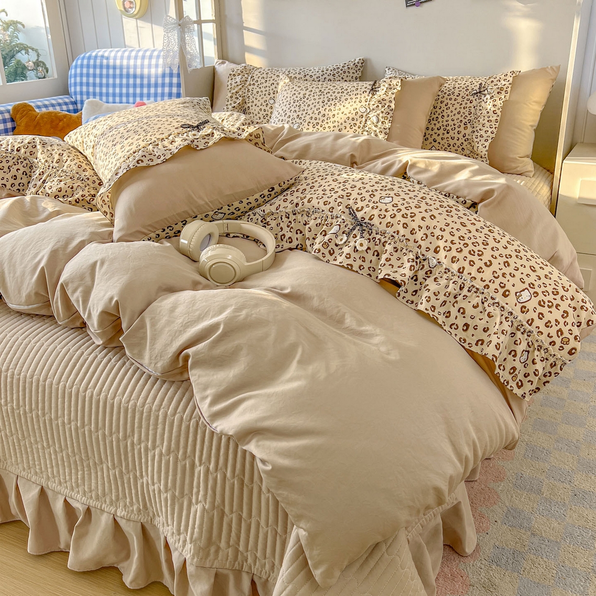 91家纺网 家纺一手货源 找家纺 美梦家纺 2026春夏新款加厚云感棉床盖四件套 豹纹KT-咖