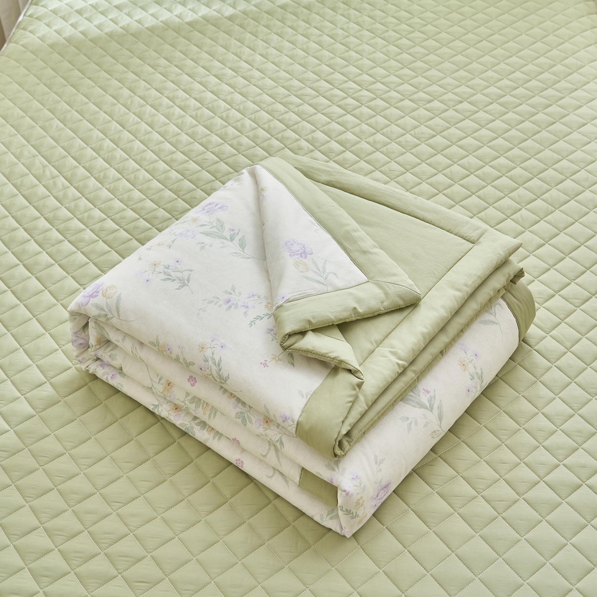 91家纺网 家纺一手货源 找家纺 吾诺家居 吾诺 2026新款 12868全棉印花棉花夏被四件套 全棉夏被四件套新疆棉花被 - 经典系列 紫苑花影