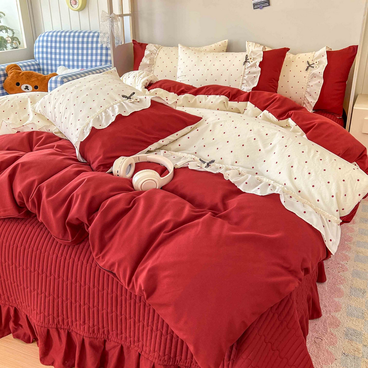 91家纺网 家纺一手货源 找家纺 美梦家纺 2026春夏新款加厚云感棉床盖四件套 波点红