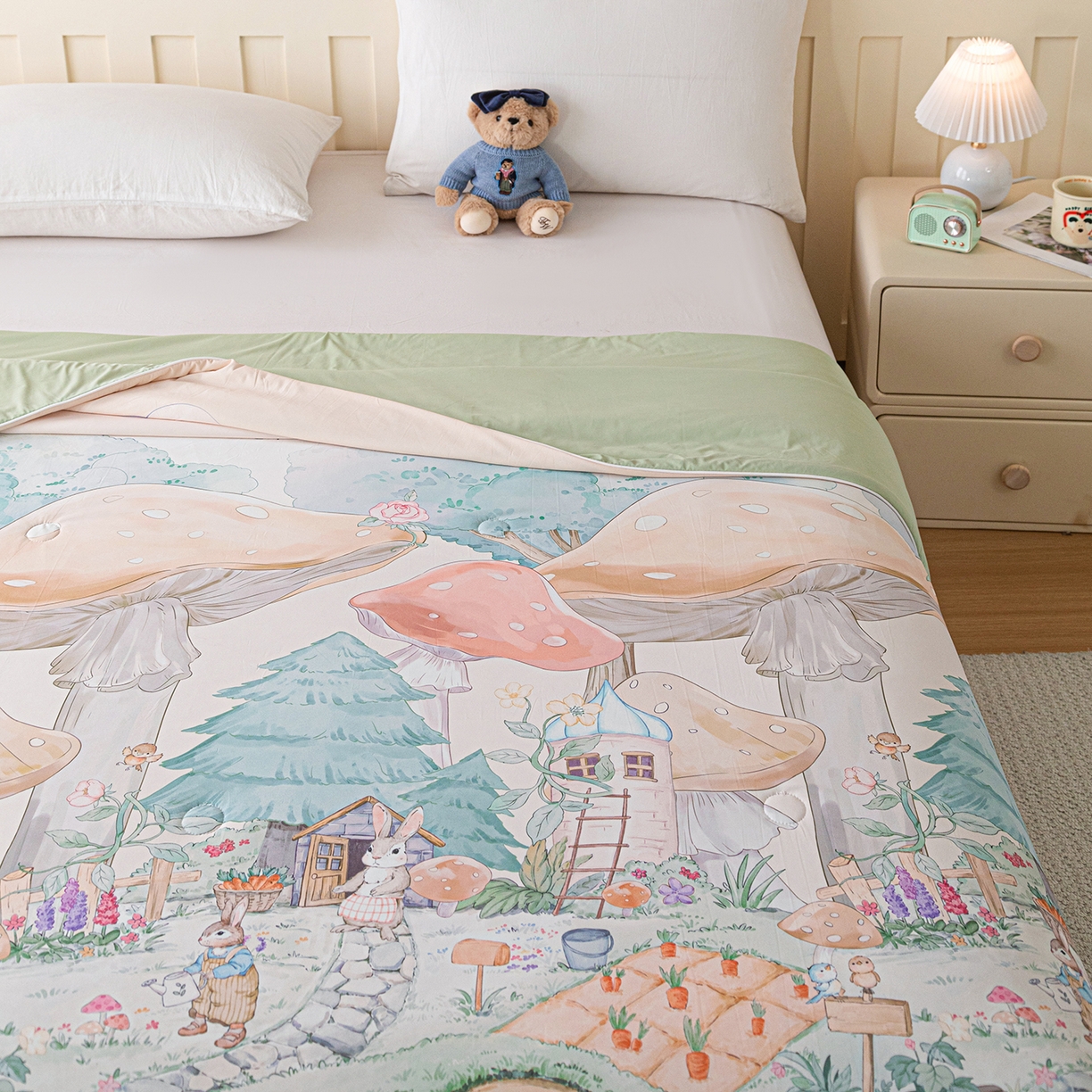 91家纺网 家纺一手货源 找家纺 亿莱鑫 2026新款数码印花凉感丝夏被 小兔家园