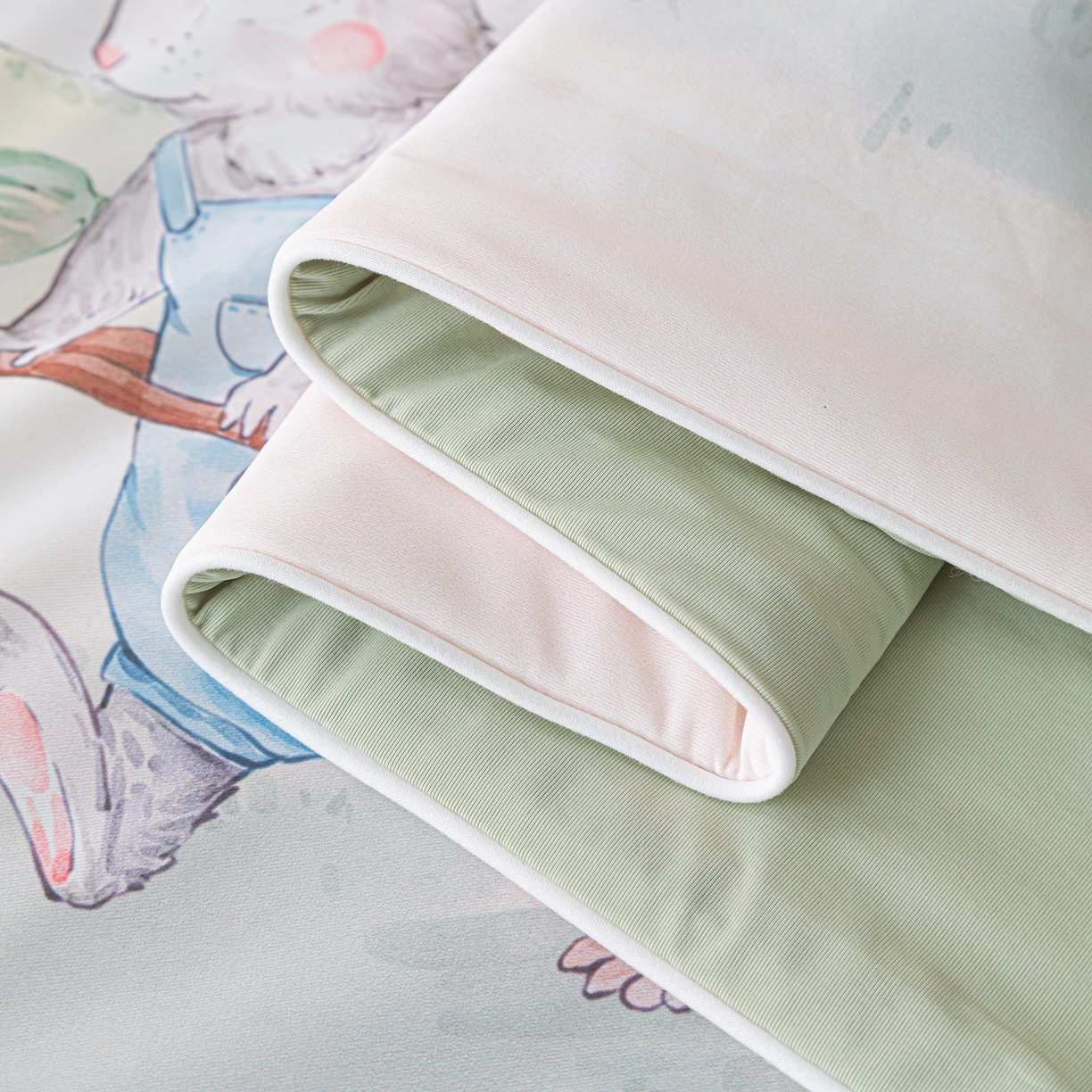 91家纺网 家纺一手货源 找家纺 亿莱鑫 2026新款数码印花凉感丝夏被 小兔家园